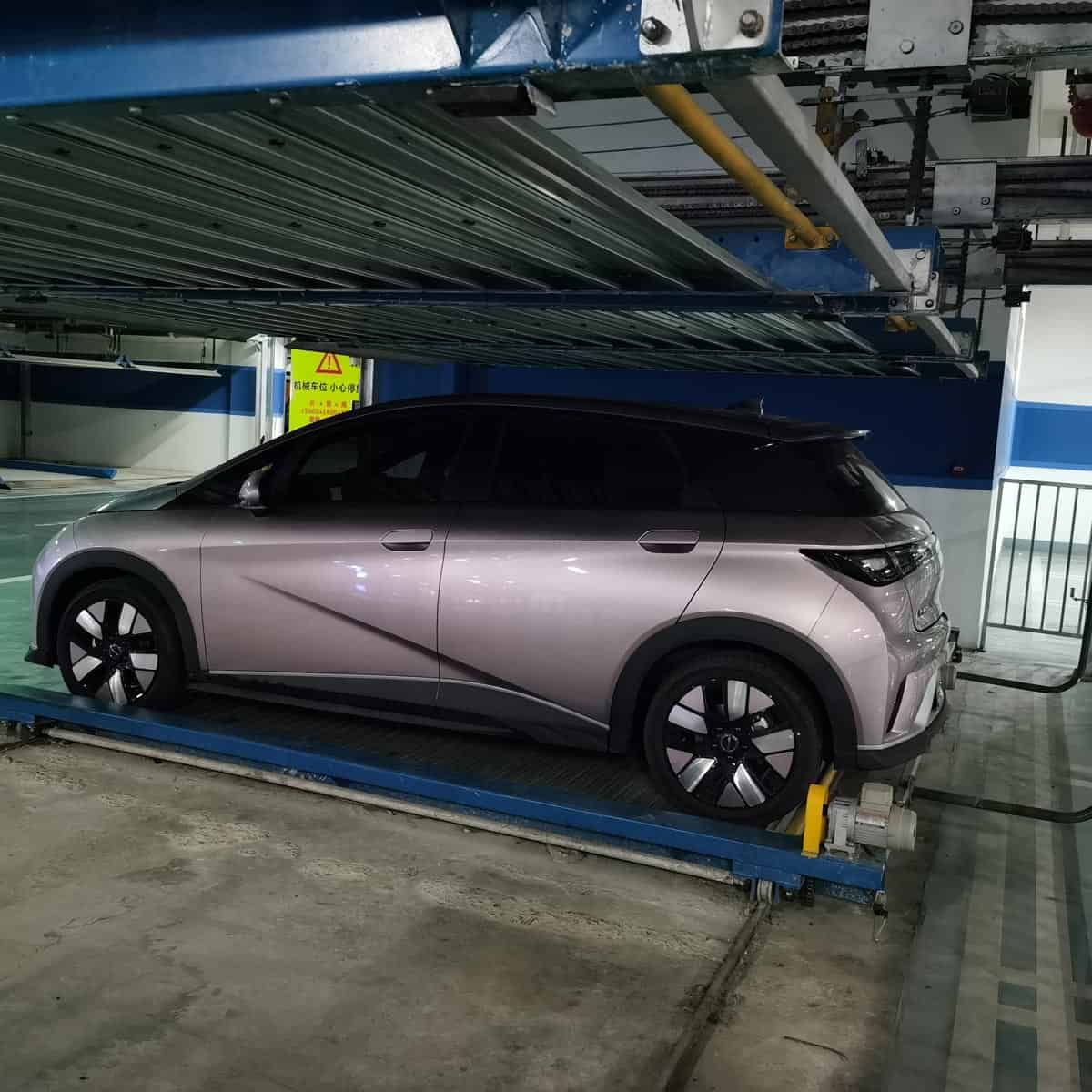 馬爾康上下停車立體車庫出租